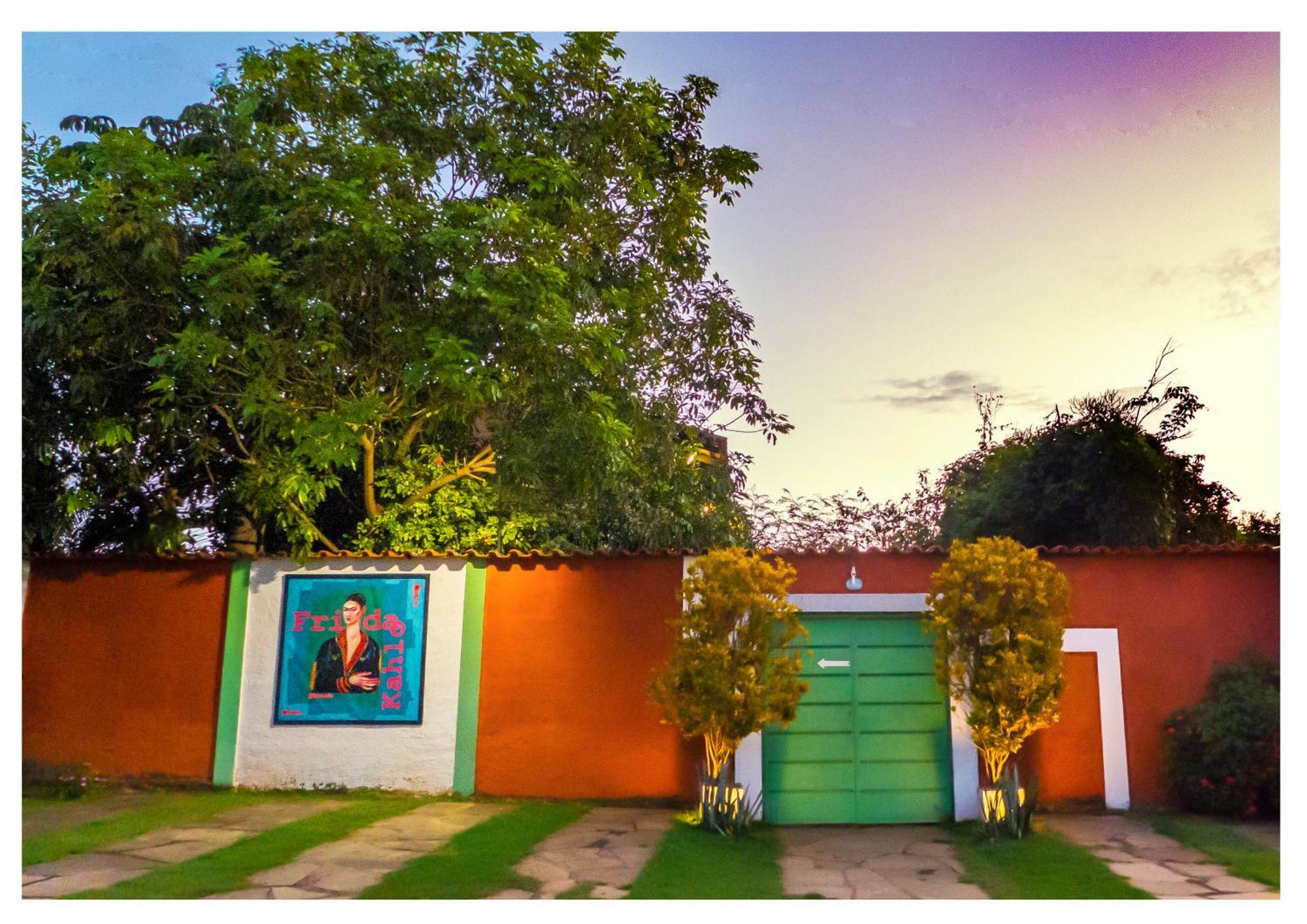 Casa De Frida Pousada Galeria Pirenopolis Exterior photo